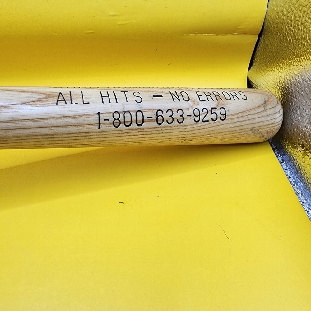 Mini Louisville Slugger Bat All Hits - No Errors Shea Communications - Picture 4 of 7
